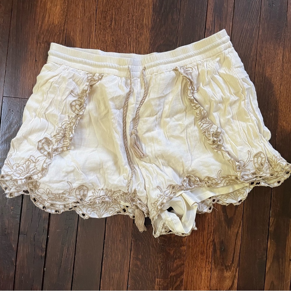American Eagle stretch shorts